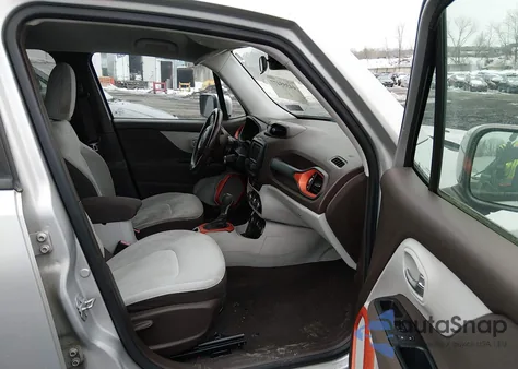 2015 Jeep Renegade Latitude z USA, uszkodzony, nr VIN ZACCJBBTXFPC04031